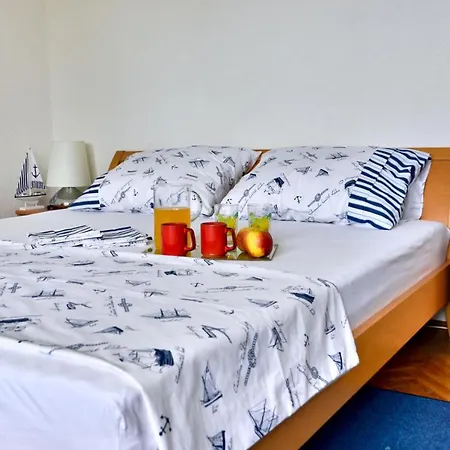 Lela Apartament *